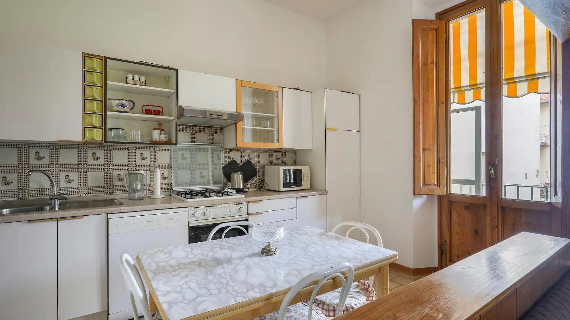 Spacious 3 Bedroom Apartment Florencie